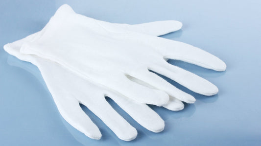 Why cotton lined gloves are the perfect balance of comfort and protection