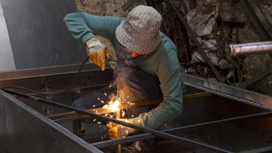 Best mechanic work gloves in 2026 for protection, grip, and dexterity