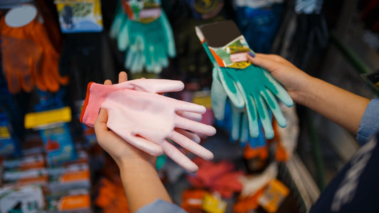 “What glove size am I?” Guide to measuring your hands