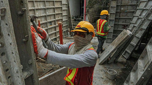 A complete guide to latex coated work gloves: From problem to solution